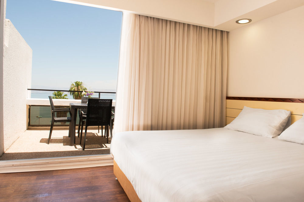 Club Hotel Tiberias - Suites Hotel Kültér fotó